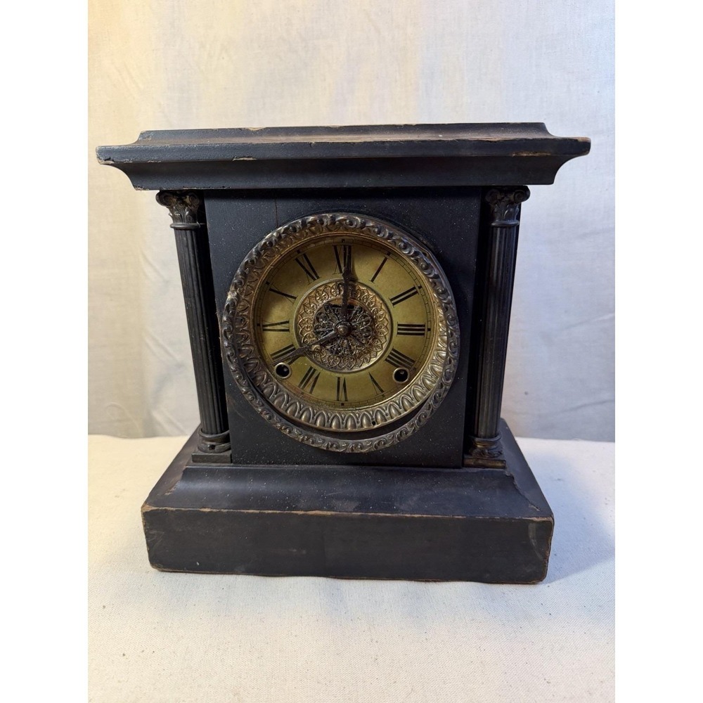 Antique Mantel Shelf Clock Mechanical Wind Up Strike Wood Case Vintage‎